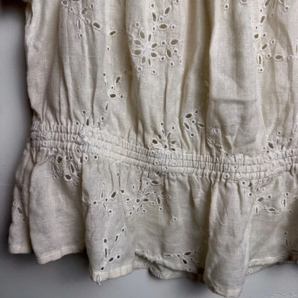 Free People Cream Eyelet Embroidery Peasant Blouse Cottagecore Puff Sleeve Top M